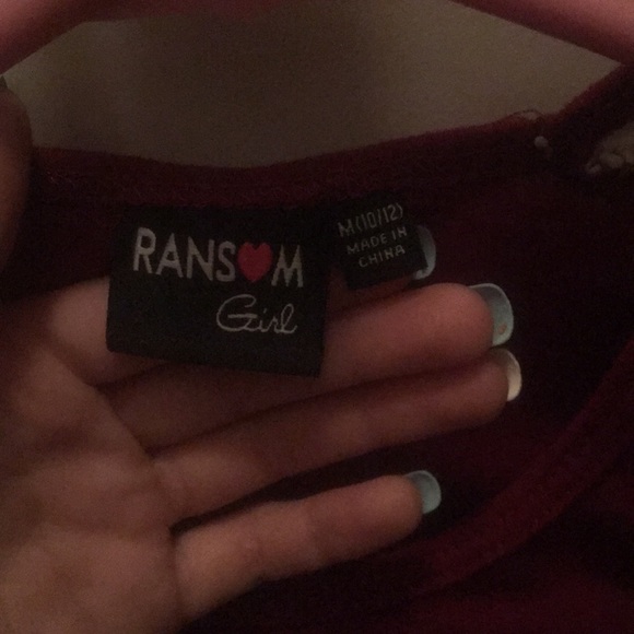 Burgundy T-shirt - Picture 2 of 2